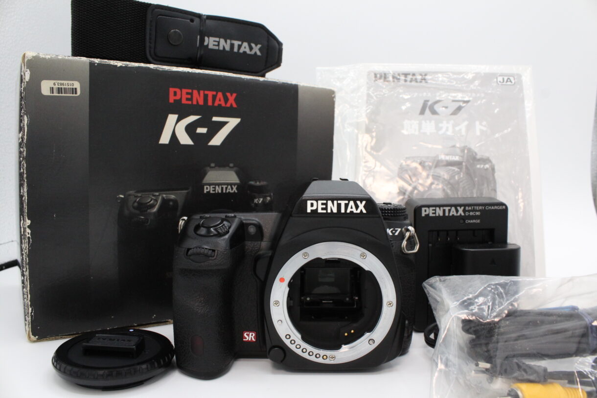 美品】PENTAX ペンタックス デジタル一眼レフカメラ K-7 ボディK-7