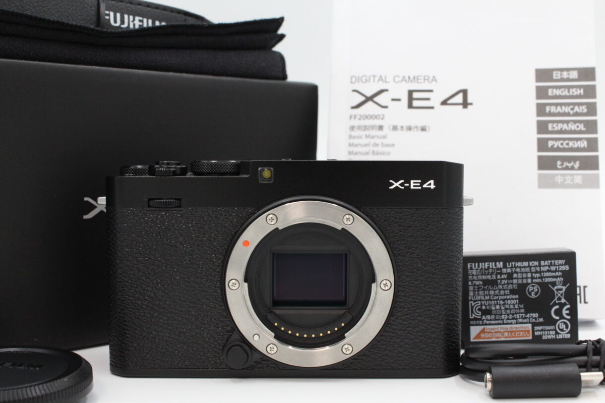 【美品】FUJIFILM 富士フイルム ミラーレスデジタルカメラ X-E4 ボディ ブラック F X-E4-B #LE2024112