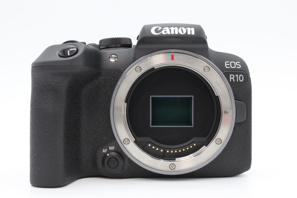 【新級品】CANON キヤノン ミラーレス EOS R10 ボディ ブラック #LE2024271