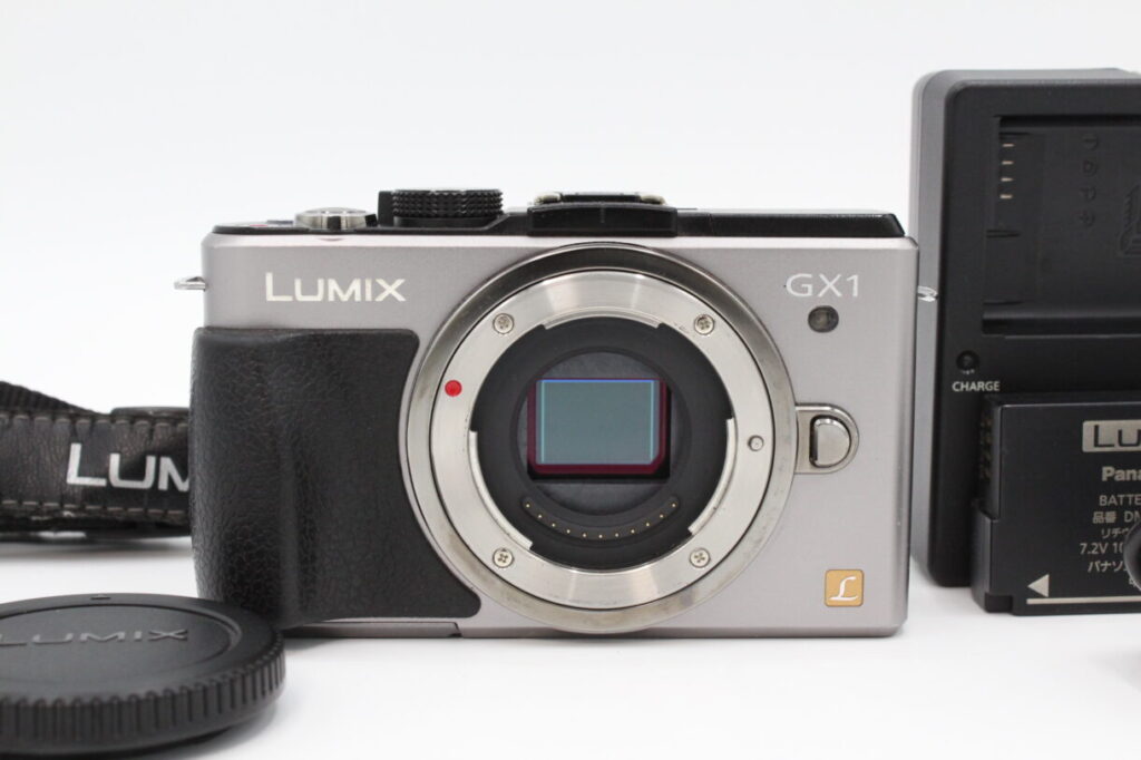 良品】Panasonic パナソニック ミラーレス一眼カメラ ルミックス GX1