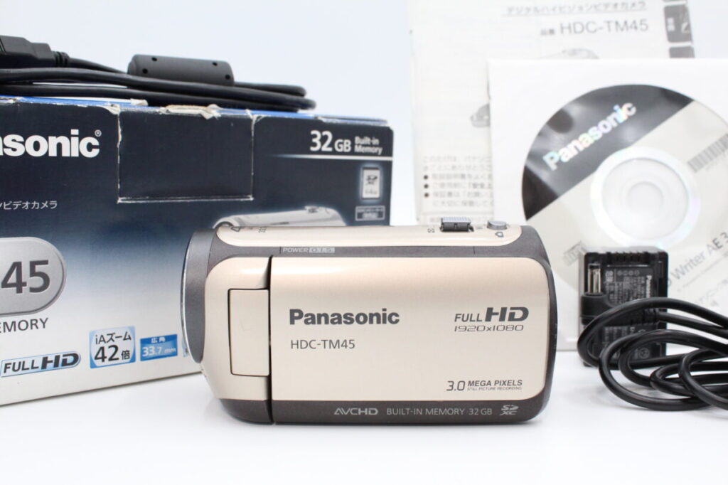 【極美品】Panasonic ビデオカメラ　HDC-TM45 ベージュ 極美品】Panasonic ビデオカメラ HDC-TM45 ベージュ パナソニック HDC