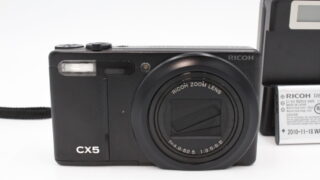 良品】RICOH リコー ハイブリッドAFシステム搭載 光学10.7倍
