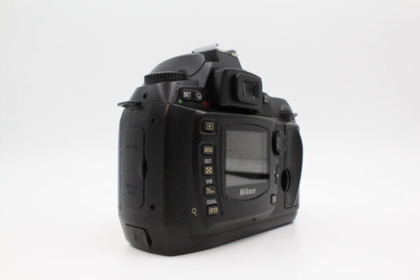 【良品】NIKON ニコン デジタルカメラ D70 ボディ610万画素#LE2022174 - 画像 (4)