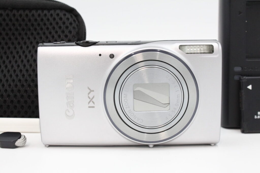 動作良好 canon IXY 640 PC2198 シルバー 本体 Canon デジタルカメラ IXY 640