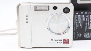 良品】FUJIFILM 富士フイルム FinePix F401 2.1MP デジタルカメラ 光学