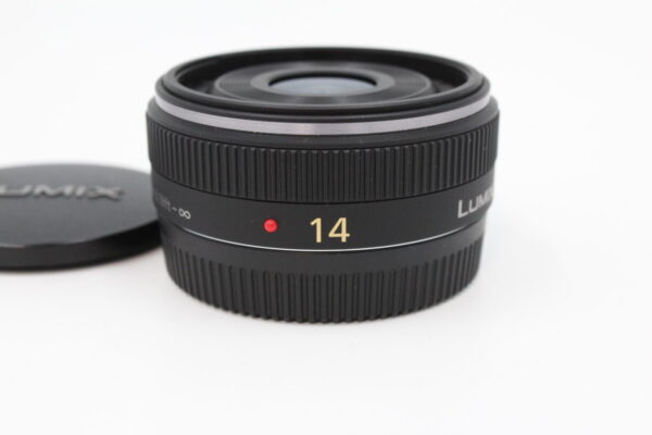 【美品】Panasonic パナソニック 単焦点 広角パンケーキレンズ マイクロフォーサーズ用 ルミックス G 14mm/F2.5 ASPH. H-H014#LE20249772