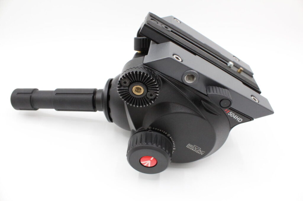 Manfrotto - 【美品】Manfrotto マンフロット プロフルードビデオ雲台 75mm 504HD #LE2025025 61ZjV8vAFsL._UF894,1000_QL80_.jpg