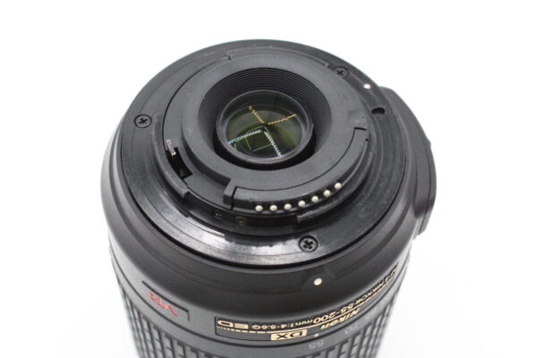 【美品】Nikon ニコン 望遠ズームレンズ AF-S DX VR Zoom Nikkor 55-200mm f/4-5.6G IF-ED #LE20250402 - 画像 (12)