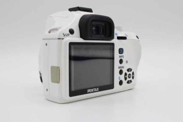 【美品】PENTAX ペンタックス K-m ホワイト #LE2025055 - 画像 (5)