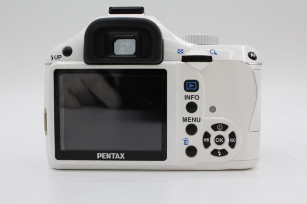 【美品】PENTAX ペンタックス K-m ホワイト #LE2025055 - 画像 (6)