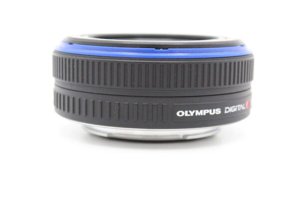 【良品】OLYMPUS オリンパス パンケーキレンズ M.ZUIKO DIGITAL 17mm F2.8 ブラック #LE20250562 - 画像 (8)