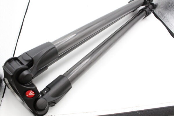 【良品】MANFROTTO マンフロット MPROカーボンファイバー 3段ビデオ三脚 535 #LE20250591 - 画像 (3)