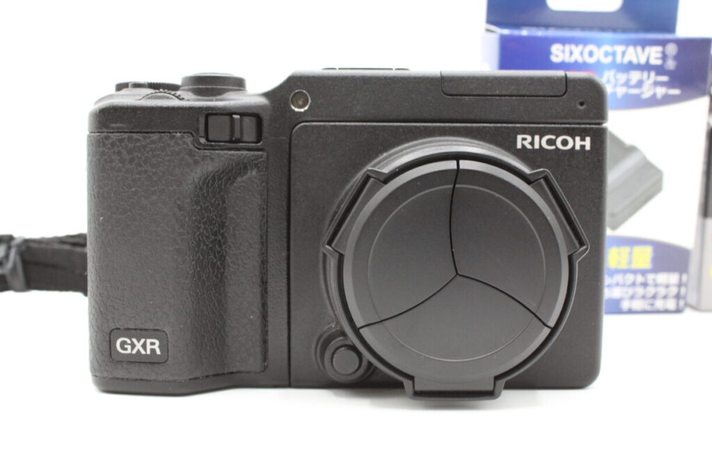 美品】RICOH リコー デジタルカメラ GXR+S10KIT 24-72mm