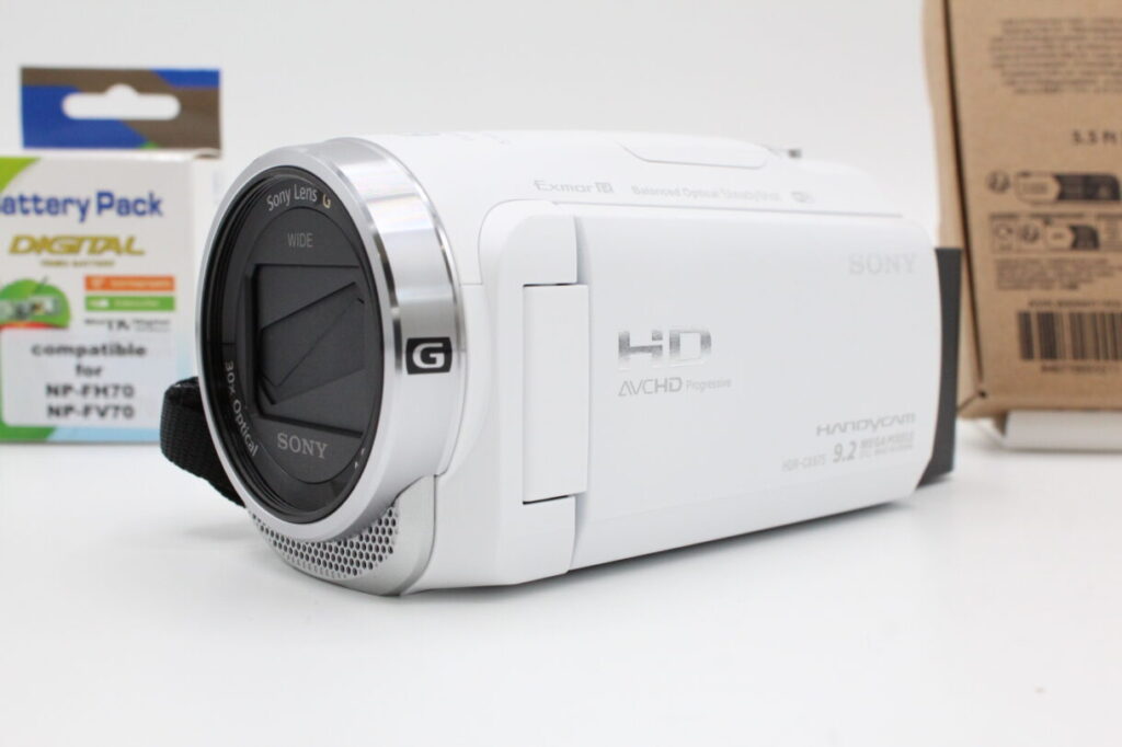 Amazon.com : Sony HDRCX675/B Full HD 32GB Camcorder (Black
