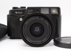 【良品】FUJIFILM 富士フイルム GSW690iii 6×9 Professional EBC FUJINON・SW F5.6 65mm #LE2025264