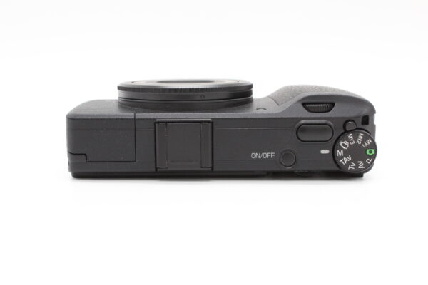 【美品】RICOH リコー デジタルカメラ GR APS-Cサイズ #LE2025214 - 画像 (9)