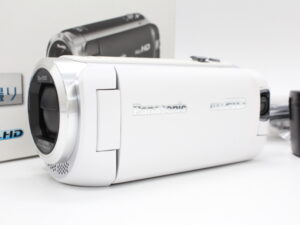 【美品】Panasonic パナソニック HDビデオカメラ 64GB ワイプ撮り 高倍率90倍ズーム ホワイト HC-W590M-W #LE2025209