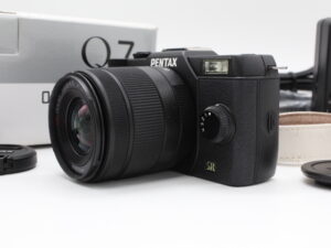 【美品】PENTAX ペンタックス ミラーレス一眼 Q7 02 ズームレンズキット #LE2025138