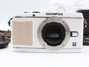 【並品】OLYMPUS オリンパス PEN E-P3 ホワイト #LE2024967