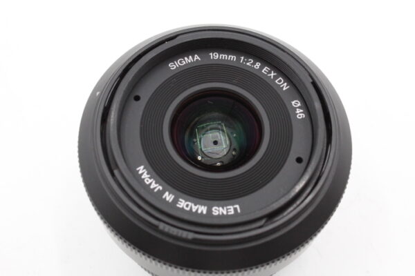 【美品】SIGMA シグマ 19mm 1:2.8 EX DN ソニー Eマウント用 ブラック #LE2024603 - 画像 (7)