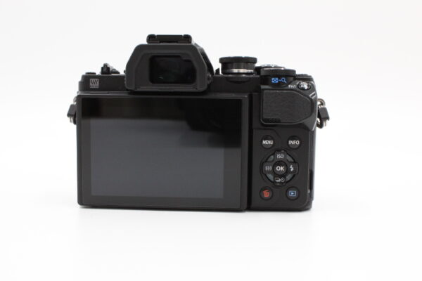 【訳アリ良品】OLYMPUS オリンパス OM-D E-M10 Mark III ブラック #LE2025134 - 画像 (5)