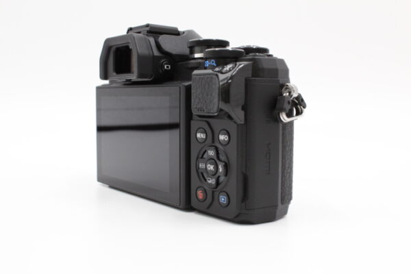 【訳アリ良品】OLYMPUS オリンパス OM-D E-M10 Mark III ブラック #LE2025134 - 画像 (6)
