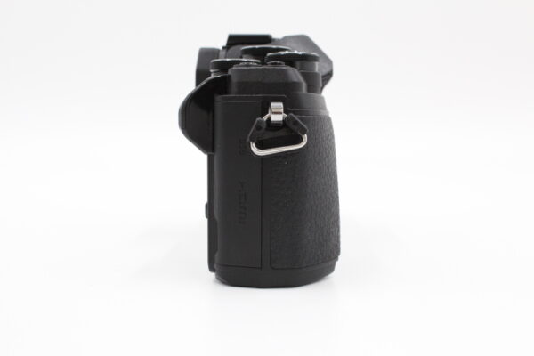 【訳アリ良品】OLYMPUS オリンパス OM-D E-M10 Mark III ブラック #LE2025134 - 画像 (7)