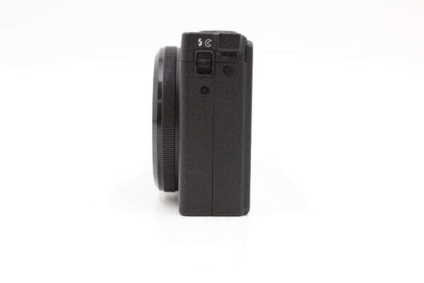 【美品】NIKON ニコン デジタルカメラ COOLPIX P330 開放F値1.8NIKKORレンズ搭載 ブラック #LE2025285 - 画像 (3)
