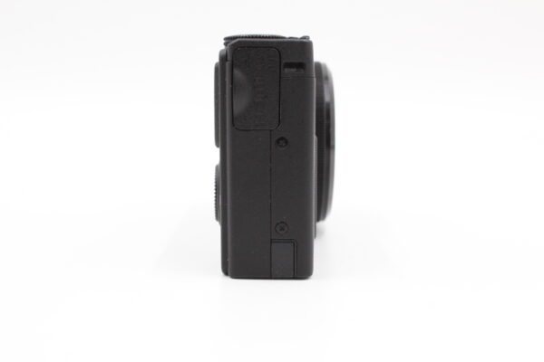【美品】NIKON ニコン デジタルカメラ COOLPIX P330 開放F値1.8NIKKORレンズ搭載 ブラック #LE2025285 - 画像 (7)