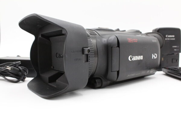 【良品】CANON キヤノン XA30 業務用HDデジタルビデオカメラ #LE20251921