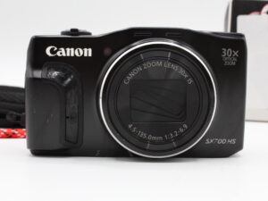 ＜＜別売りポーチ＆ストラップ付き＞＞【並品】Canon キヤノン デジタルカメラ Power Shot SX700 HS ブラック 光学30倍ズーム PSSX700HS(BK)#LE2025169
