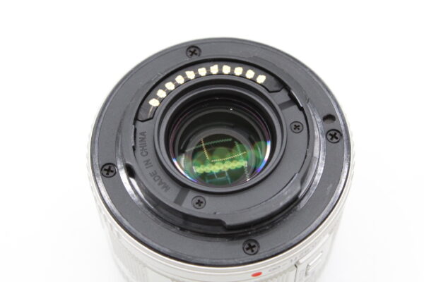【良品】OLYMPUS オリンパス 標準ズームレンズ M.ZUIKO DIGITAL 14-42mm F3.5-5.6 II シルバー #LE20252012 - 画像 (8)