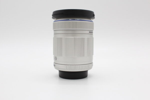 【美品】OLYMPUS オリンパス 標準ズームレンズ M.ZUIKO DIGITAL ED 14-150mm F4.0-5.6 シルバー #LE20252013 - 画像 (3)