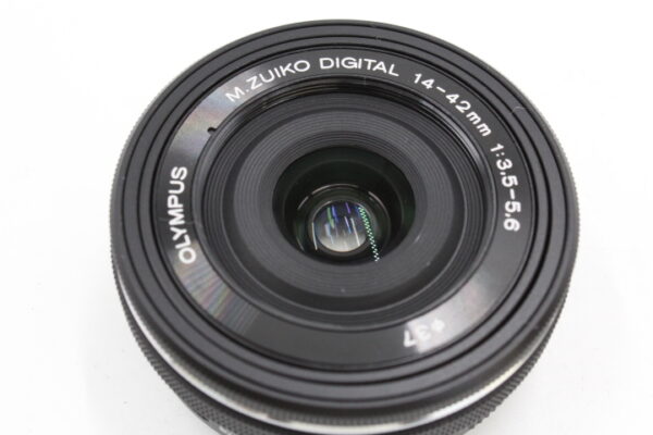 【美品】OLYMPUS オリンパス 電動式パンケーキズームレンズ M.ZUIKO DIGITAL ED 14-42mm F3.5-5.6 EZ BLK#LE20251342 - 画像 (7)