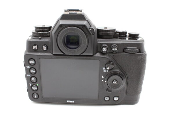 【美品】NIKON ニコン デジタル一眼レフカメラ Df ブラックDFBK #LE2025358 - 画像 (5)