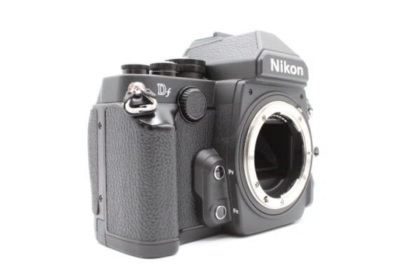 【美品】NIKON ニコン デジタル一眼レフカメラ Df ブラックDFBK #LE2025358 - 画像 (8)