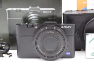 【良品】SONY ソニー デジタルカメラ DSC-RX100M2 F1.8レンズ搭載 ブラック Cyber-shot #LE2025321
