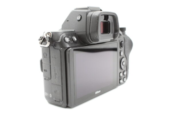 【美品】NIKON ニコン ミラーレス一眼カメラ Z5 ボディ ブラック #LE2025360 - 画像 (4)