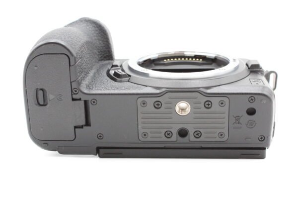 【美品】NIKON ニコン ミラーレス一眼カメラ Z5 ボディ ブラック #LE2025360 - 画像 (10)