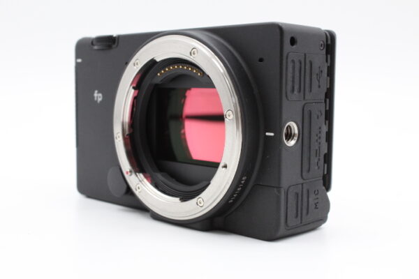 【美品】SIGMA シグマ フルサイズミラーレス一眼カメラ fp ボディ #LE2025416 - 画像 (2)