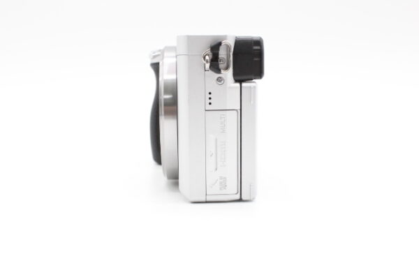【美品】SONY ソニー α6400 シルバー #LE20254281 - 画像 (3)