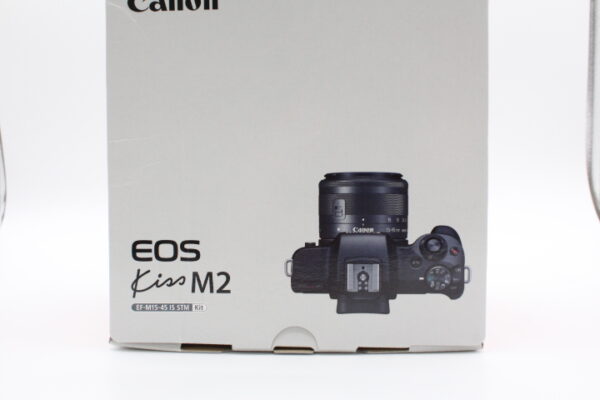【未開封品】Canon キヤノン ミラーレス一眼カメラ EOS Kiss M2 標準ズームレンズキット ホワイト KISSM2WH-1545 #LE2025449 - 画像 (3)