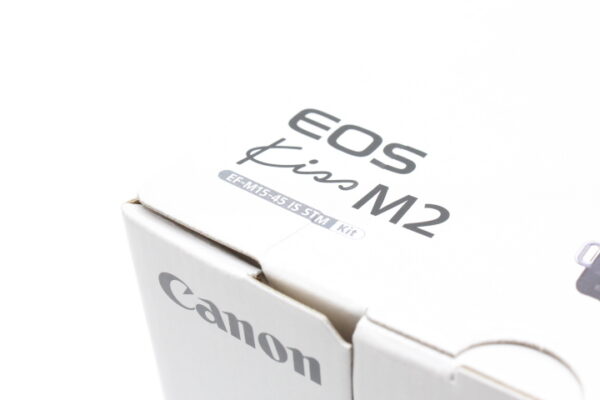 【未開封品】Canon キヤノン ミラーレス一眼カメラ EOS Kiss M2 標準ズームレンズキット ホワイト KISSM2WH-1545 #LE2025449 - 画像 (4)