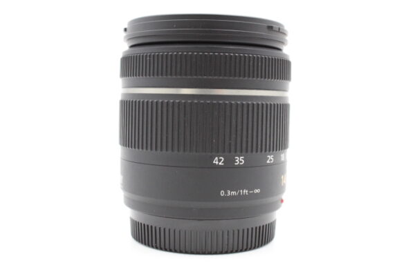 【美品】Panasonic パナソニック 標準ズームレンズ マイクロフォーサーズ用 ルミックス G VARIO 14-45mm/F3.5-5.6 ASPH/MEGA O.I.S. H-FS014045 #LE20255081 - 画像 (4)