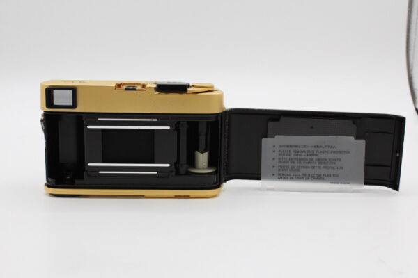 【展示美品】MINOLTA ミノルタ CLE GOLD LIMITED CLEクラブ発足記念モデル M-ROKKOR 40mm F2 ゴールド #LE2025453 - 画像 (13)