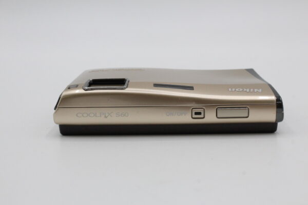 【良品】Nikon ニコン デジタルカメラ COOLPIX S60 リッチゴールド COOLPIXS60GL #LE2025515 - 画像 (8)