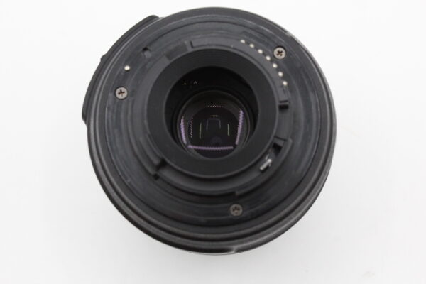 【美品】Nikon ニコン 標準ズームレンズ AF-S DX NIKKOR 18-55mm f/3.5-5.6G VR ニコンDXフォーマット専用 #LE20255091 - 画像 (8)