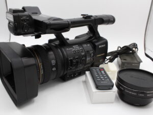 【良品】SONY ソニー NXCAMカムコーダー HXR-NX5R ビデオカメラ 業務用 #LE2025517