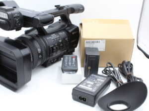 【良品】SONY ソニー NXCAMカムコーダー HXR-NX5R ビデオカメラ #LE2025556