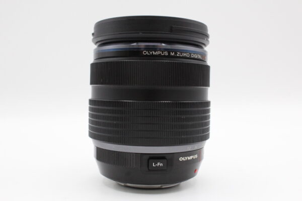 【良品】OLYMPUS オリンパス 標準ズームレンズ ED 12-40mm F2.8 防塵 防滴 マイクロフォーサーズ用 M.ZUIKO ED 12-40mmF2.8PRO #LE2025507 - 画像 (4)